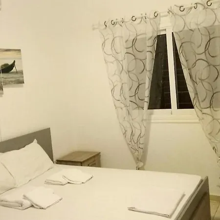 Sweets Holidays In Kapparis Apartment Paralimni